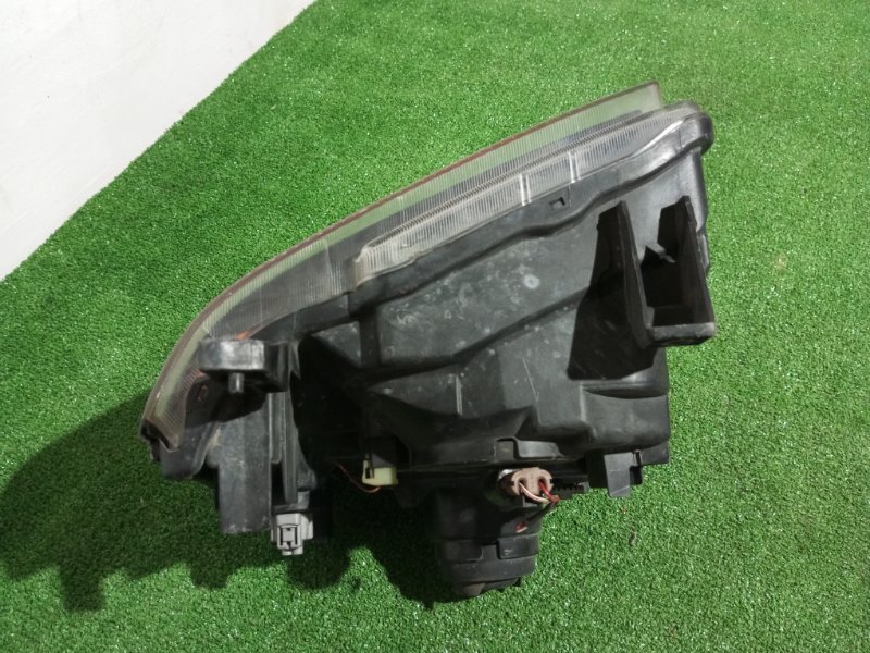 Фара, 2000 рублей, Пешки