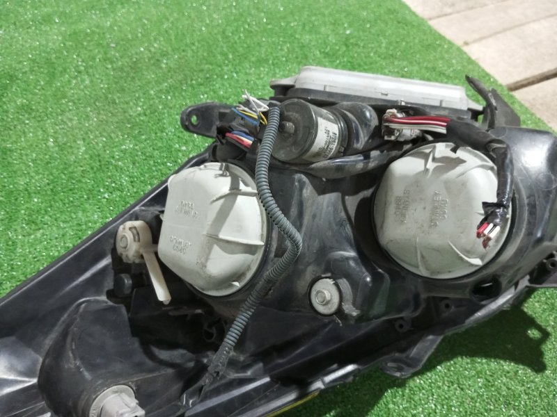 Фара ксеноновая, 5000 рублей, Пешки