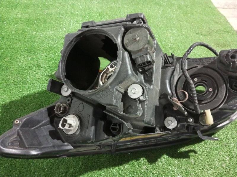 Фара ксеноновая, 12000 рублей, Пешки