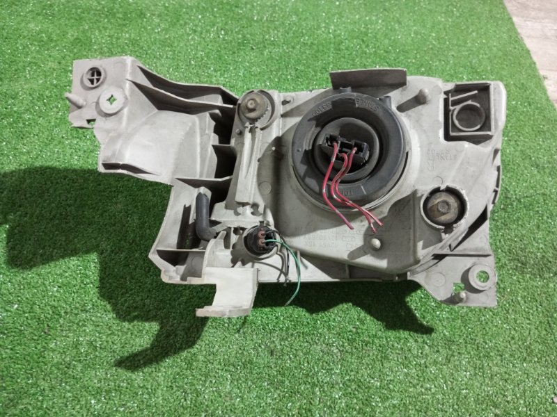 Фара, 2000 рублей, Пешки