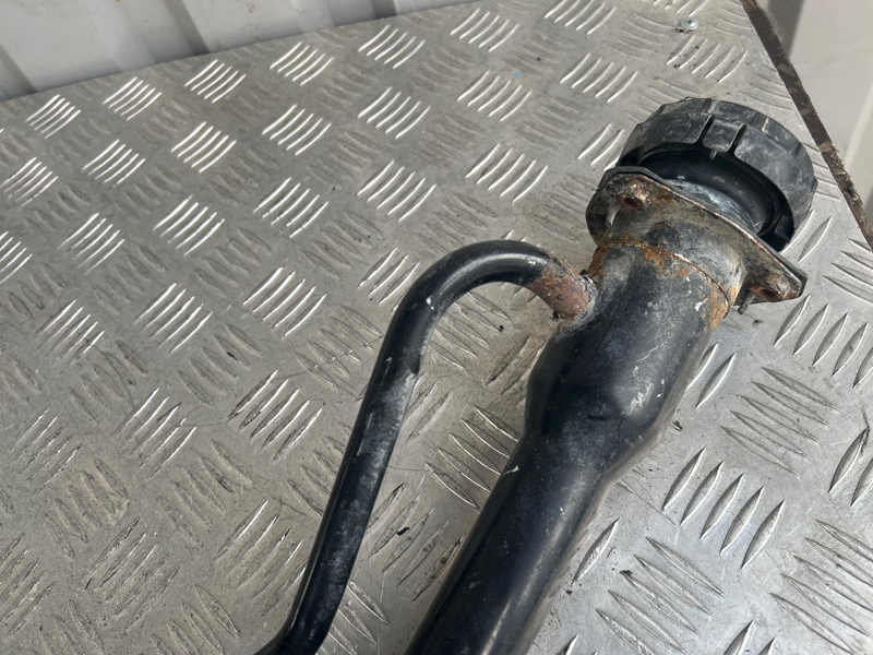 Горловина топливного бака, 6000 рублей, Пешки