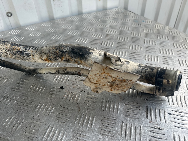 Горловина топливного бака, 4000 рублей, Пешки