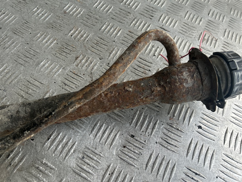 Горловина топливного бака, 2000 рублей, Пешки