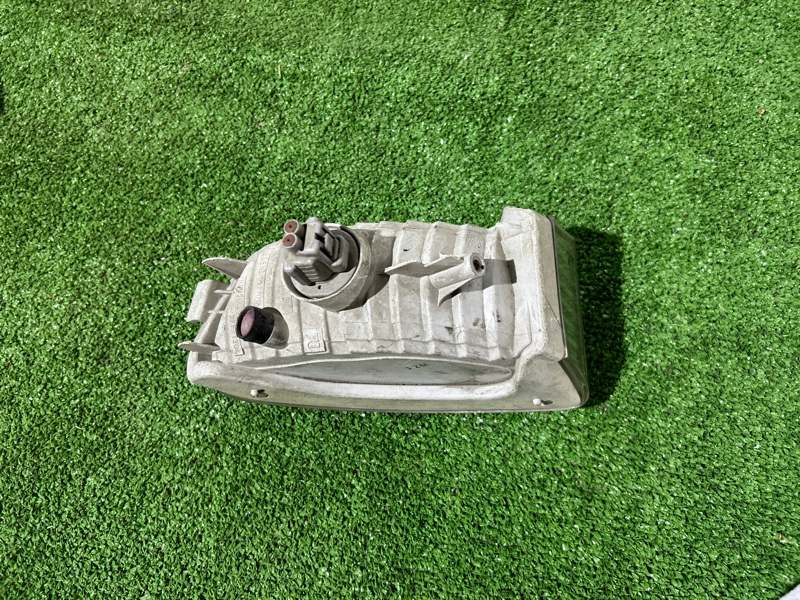 Фара противотуманная, 2000 рублей, Пешки