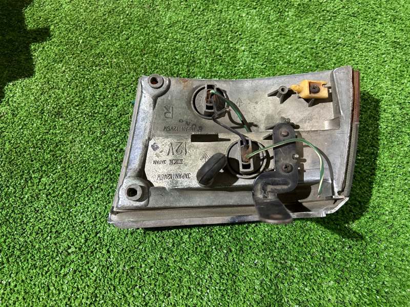 Поворотник, 2000 рублей, Пешки