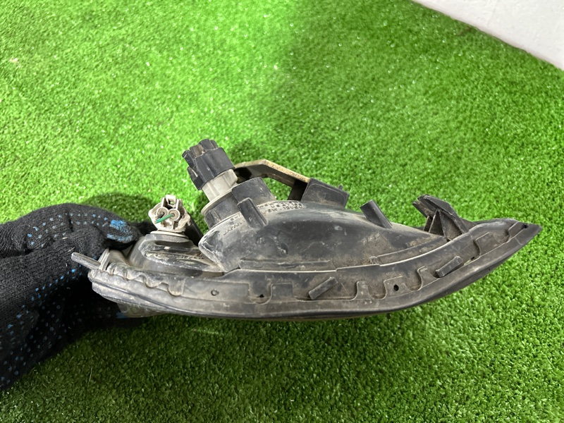 Поворотник, 2000 рублей, Пешки