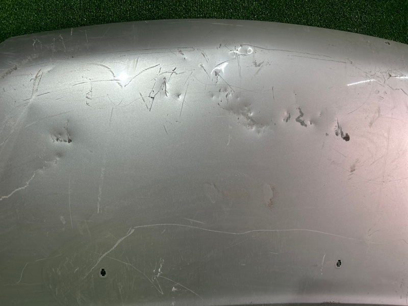 Капот, 2000 рублей, Пешки