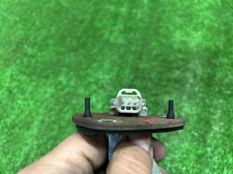 Датчик уровня топлива, 2000 рублей, Пешки