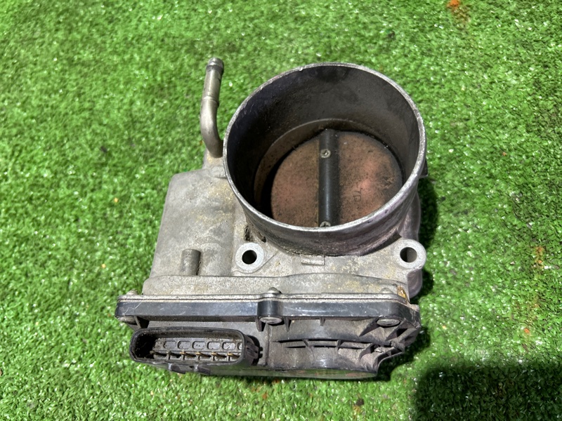 Дроссельная заслонка, 2000 рублей, Пешки