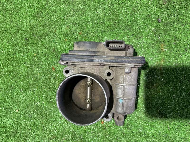 Дроссельная заслонка, 2000 рублей, Пешки