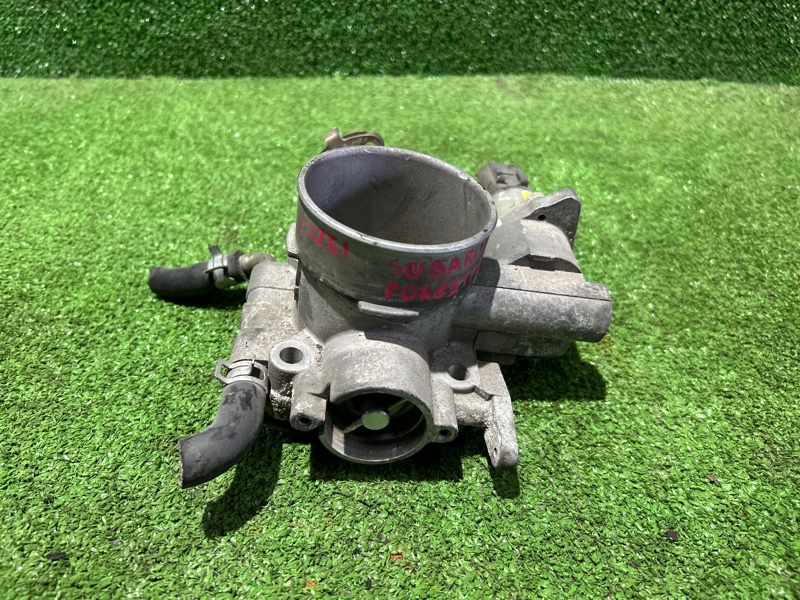 Дроссельная заслонка, 2000 рублей, Пешки