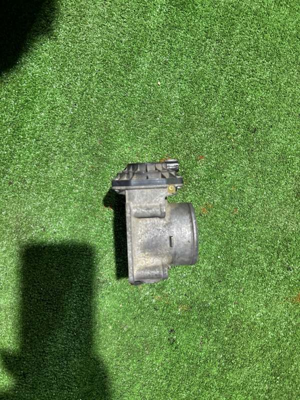 Дроссельная заслонка, 2000 рублей, Пешки