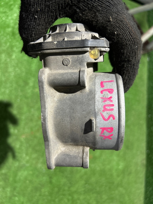 Дроссельная заслонка, 2000 рублей, Пешки