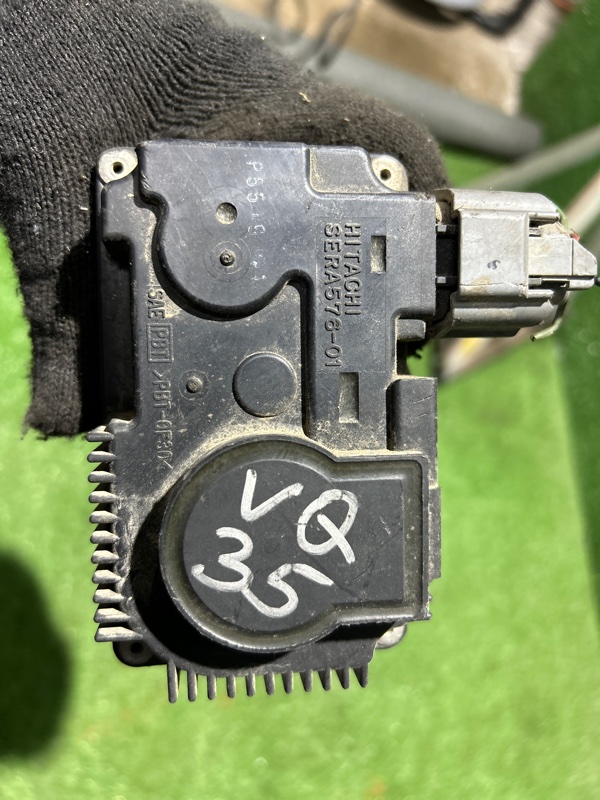 Дроссельная заслонка, 2000 рублей, Пешки