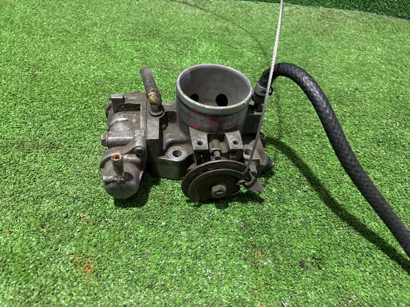 Дроссельная заслонка, 2000 рублей, Пешки