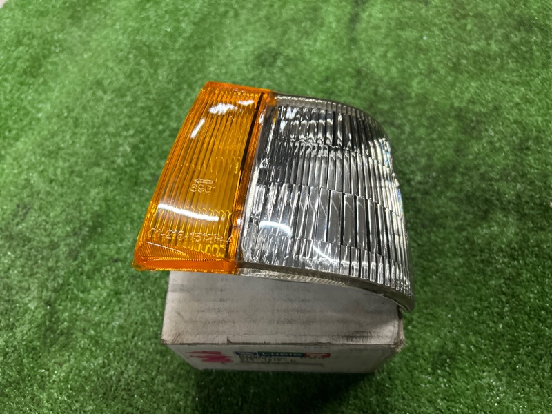 Поворотник, 2000 рублей, Пешки