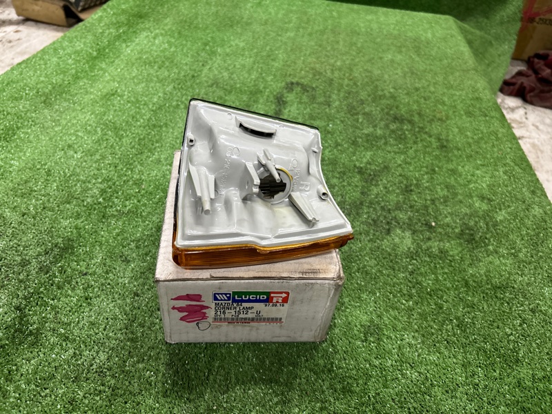 Поворотник, 2000 рублей, Пешки