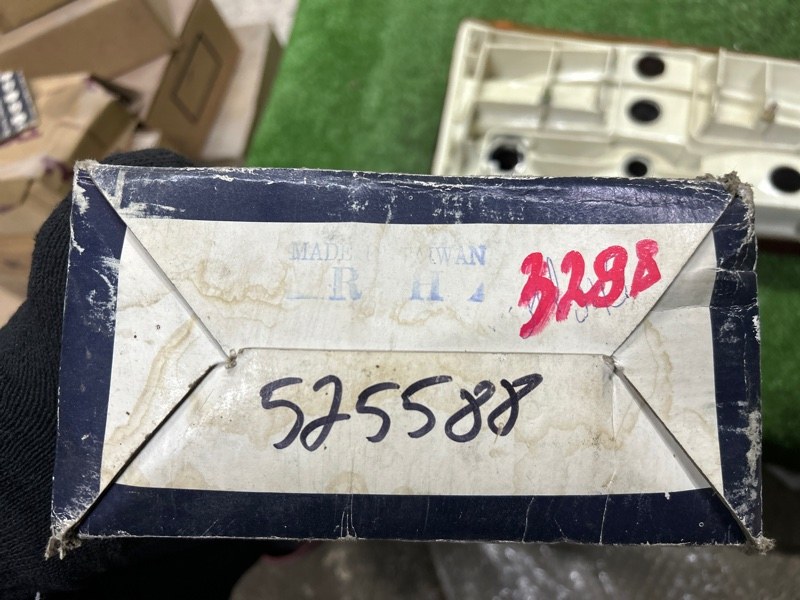 Стоп-сигнал, 5000 рублей, Пешки