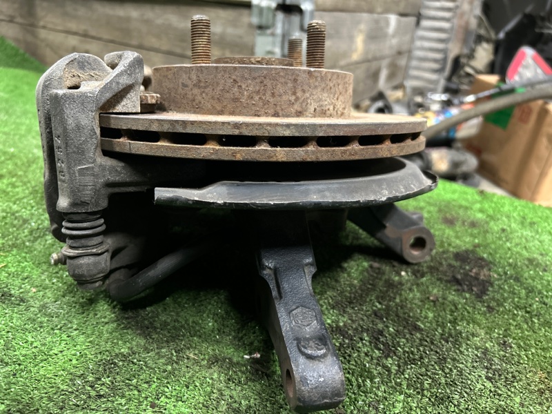 Кулак поворотный, 3000 рублей, Пешки