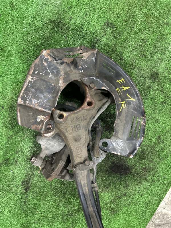 Кулак поворотный, 2500 рублей, Пешки