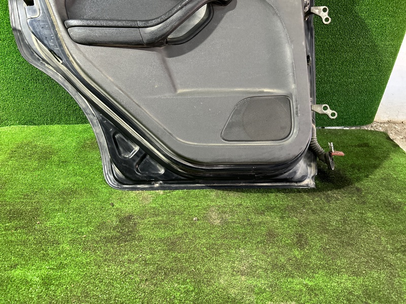 Дверь, 10000 рублей, Пешки