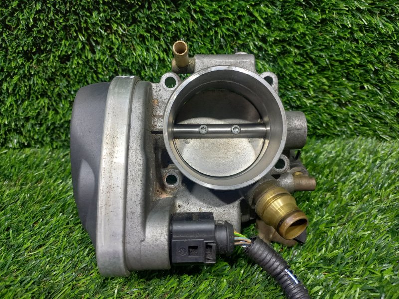 Дроссельная заслонка, 2000 рублей, Пешки