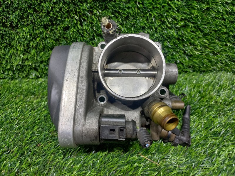 Дроссельная заслонка, 2000 рублей, Пешки