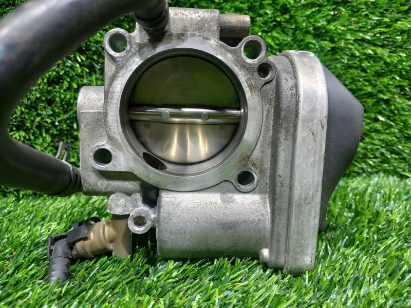 Дроссельная заслонка, 2000 рублей, Пешки