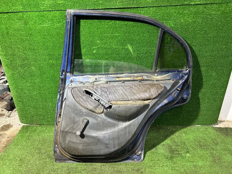 Дверь, 4000 рублей, Пешки