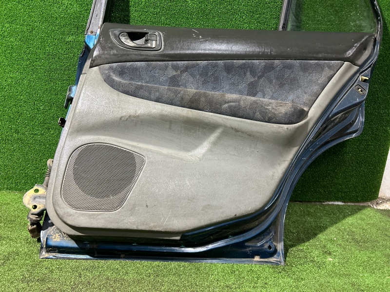 Дверь, 4000 рублей, Пешки