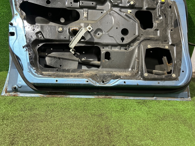 Дверь, 5000 рублей, Пешки