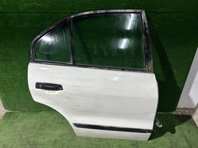 Дверь, 1000 рублей, Пешки