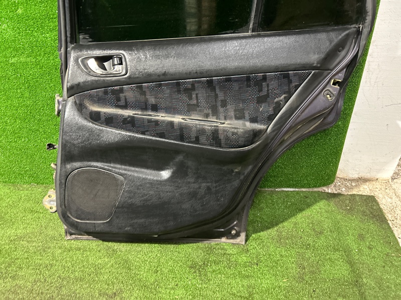 Дверь, 5000 рублей, Пешки