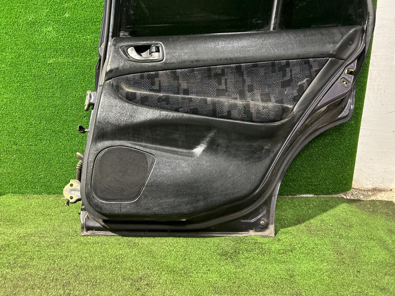 Дверь, 5000 рублей, Пешки