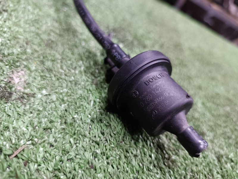 Клапан вентиляции топливного бака, 1000 рублей, Пешки