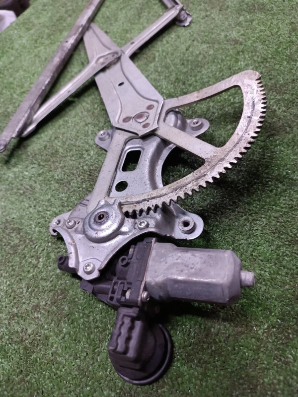 Стеклоподъемный механизм, 1000 рублей, Пешки