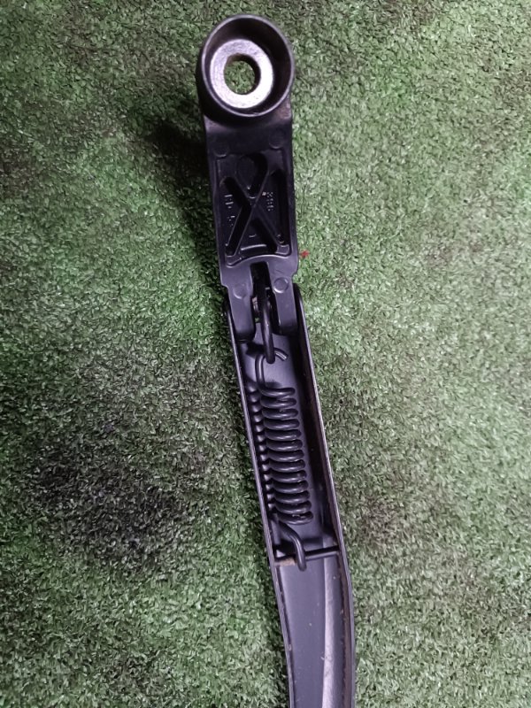 Поводок стеклоочистителя, 1000 рублей, Пешки