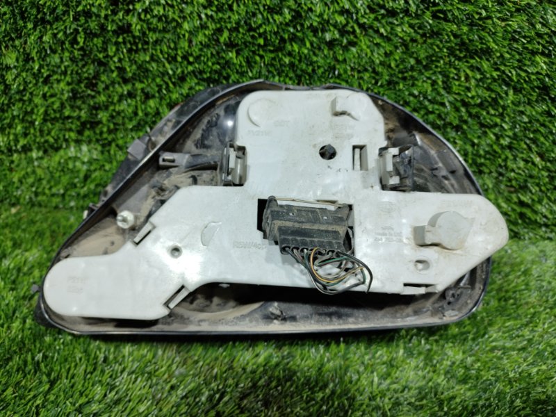 Стоп-сигнал, 2000 рублей, Пешки