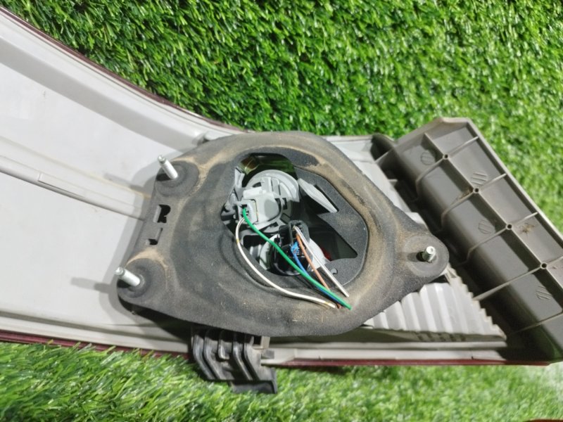 Стоп-сигнал, 7000 рублей, Пешки