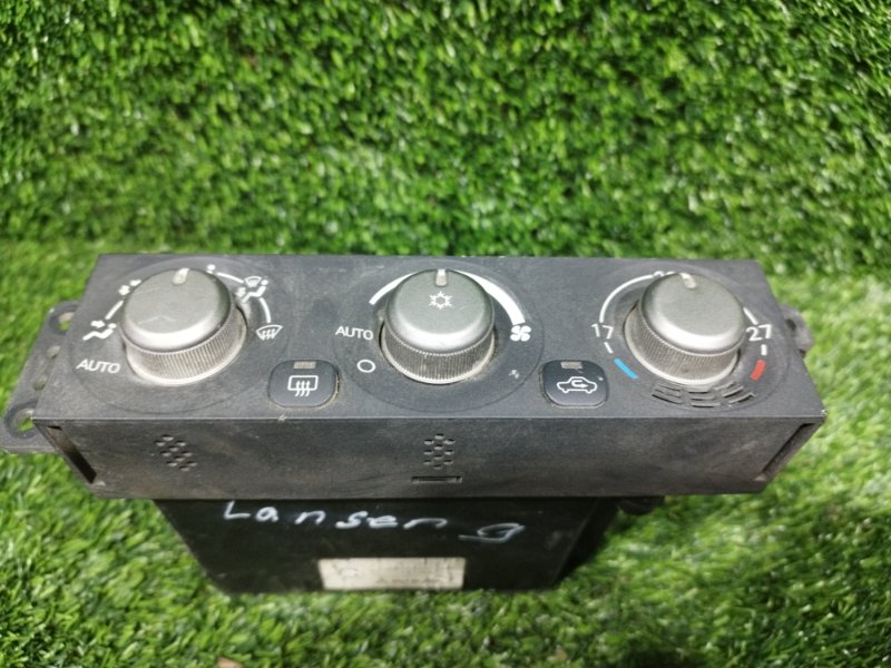 Блок управления климат-контролем, 2000 рублей, Пешки