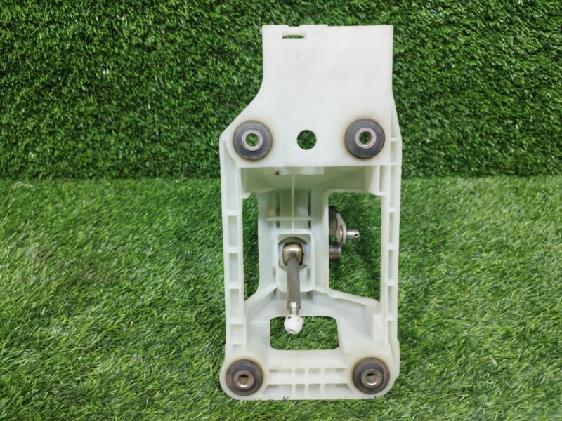 Кулиса МКПП, 2000 рублей, Пешки