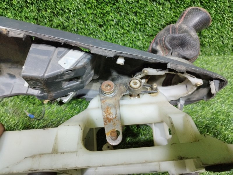 Кулиса МКПП, 2000 рублей, Пешки