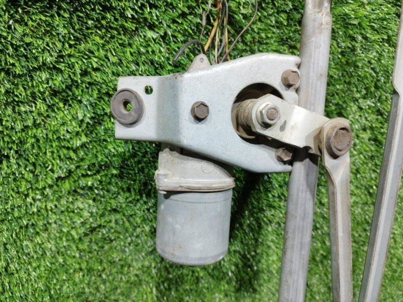 Трапеция дворников, 5000 рублей, Пешки