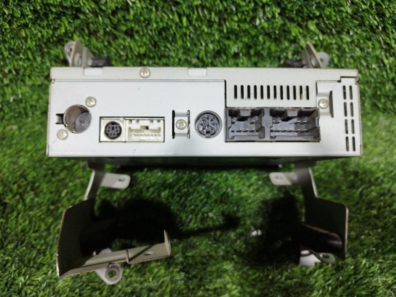 Магнитола, 2000 рублей, Пешки