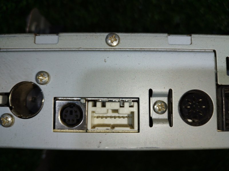 Магнитола, 2000 рублей, Пешки