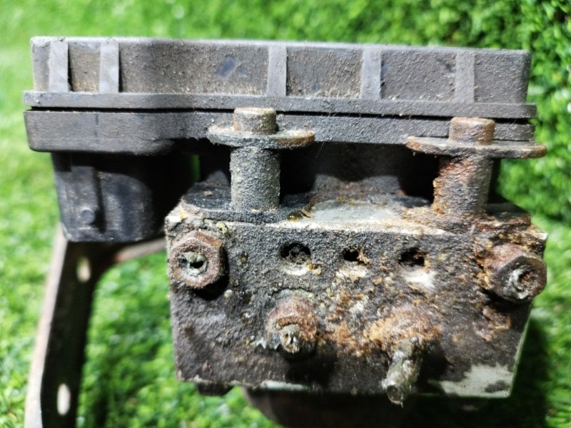 Блок управления ABS, 2000 рублей, Пешки