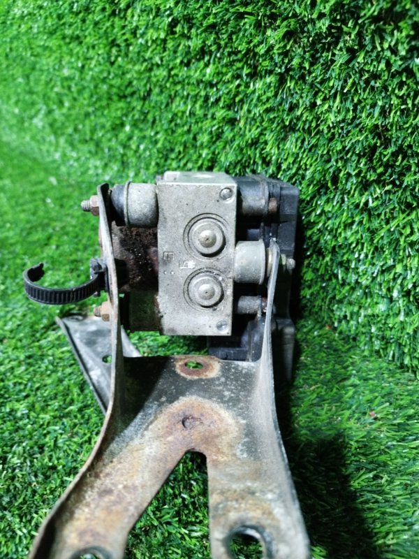 Блок управления ABS, 2000 рублей, Пешки