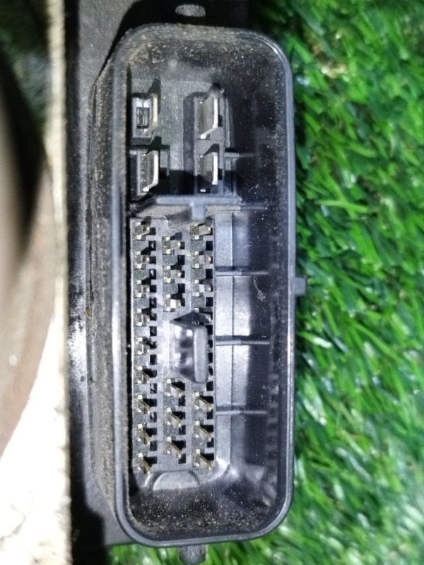 Блок управления ABS, 2000 рублей, Пешки