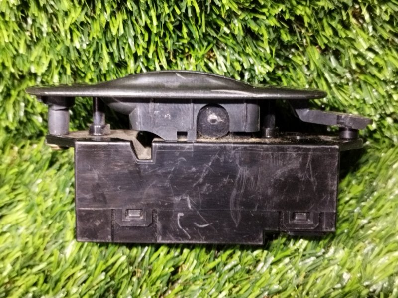 Кнопка стеклоподъемника, 300 рублей, Пешки