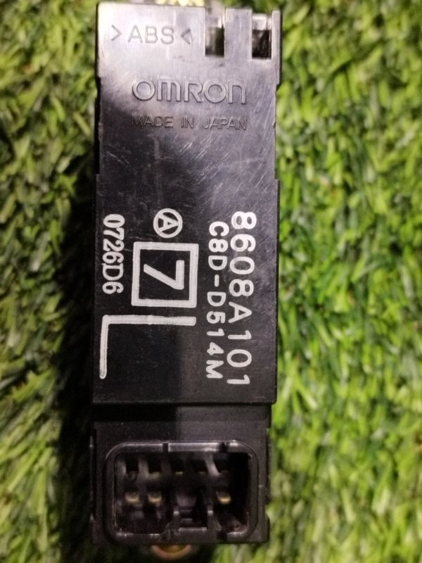 Кнопка стеклоподъемника, 300 рублей, Пешки